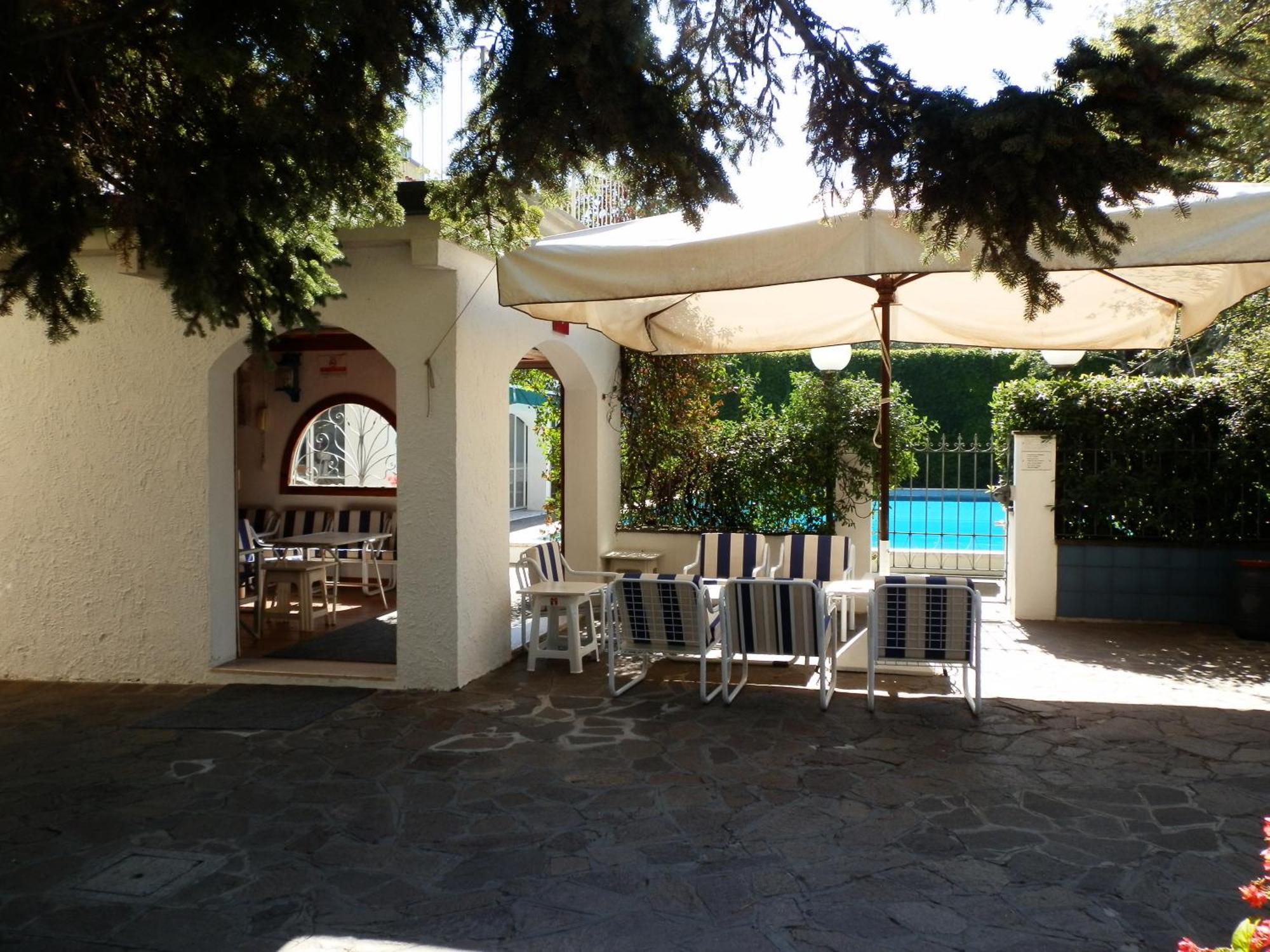 Hotel Nautic B&B Bellaria-Igea Marina Exterior foto